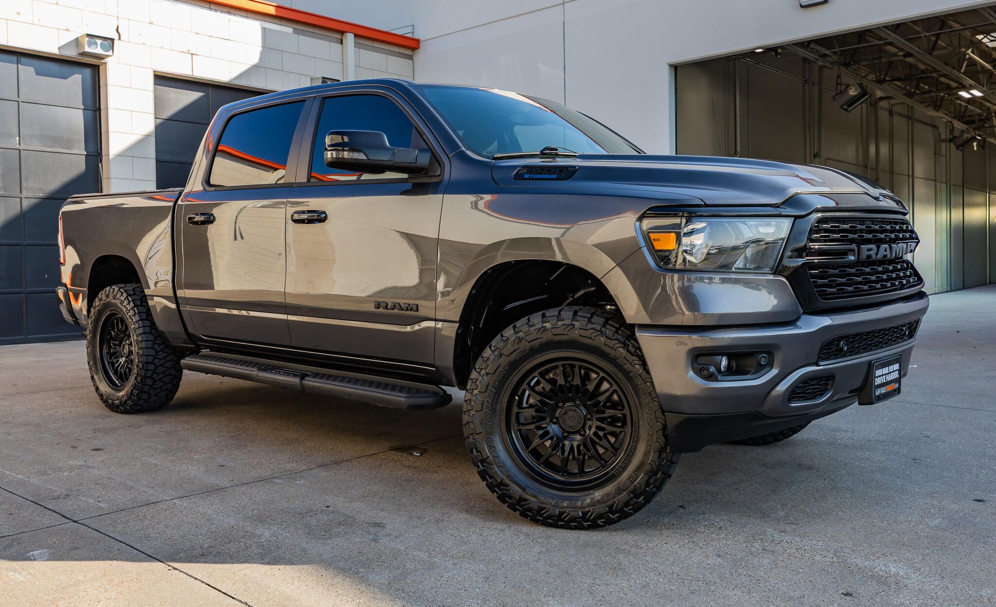 ram ram 1500 pickup 2023 1C6RRFFGXPN558155 image ram ram 1500 pickup 2023 1C6RRFFGXPN558155 image